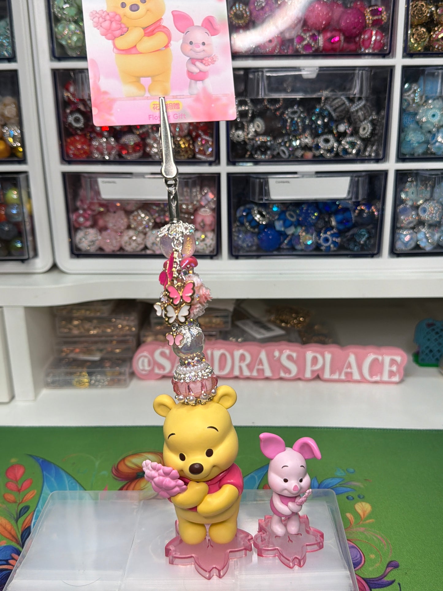 #35 Pooh w Piglet Card/Picture Holder
